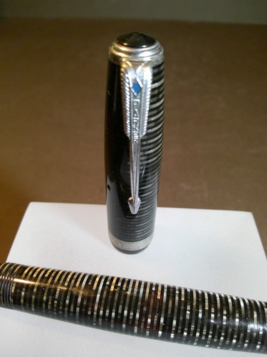 Vintage used parker vacumatic - used,
